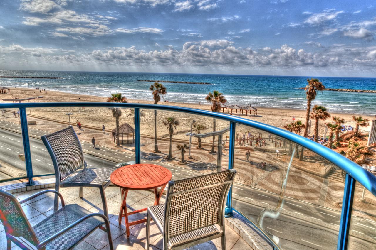 M Sea Suites - By The Beach Тель-Авив Экстерьер фото