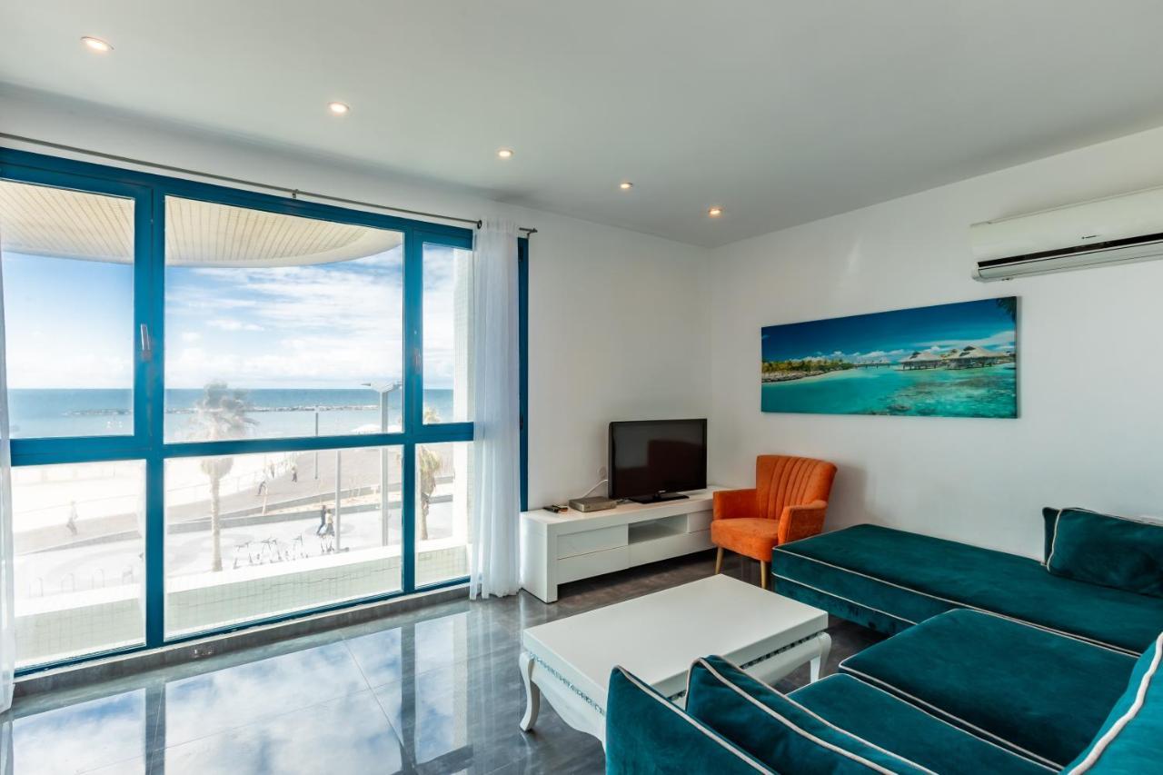 M Sea Suites - By The Beach Тель-Авив Экстерьер фото
